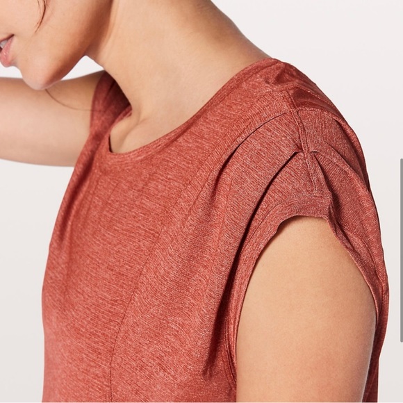 Lululemon Gait keeper short sleeve orange sparkle 10 like new - Picture 7 of 8